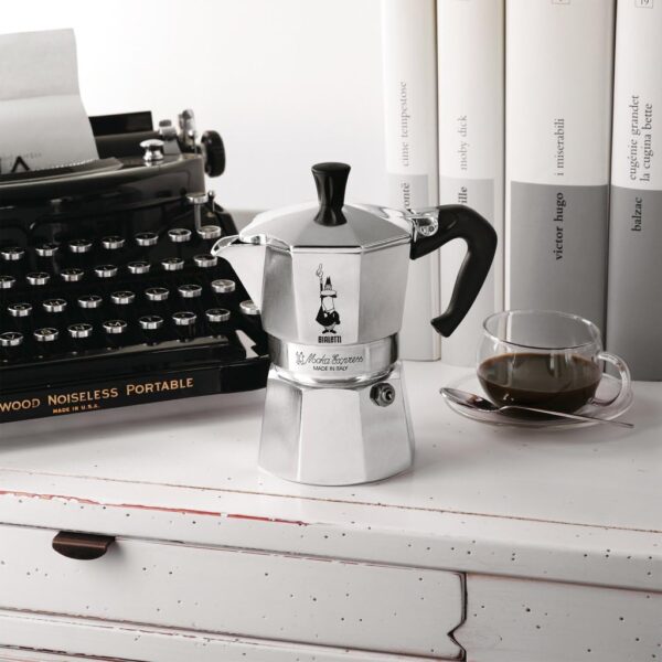 Bialetti Moka Express - Moka Pot - Image 4