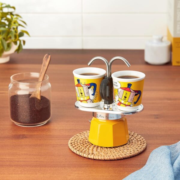 Bialetti - Mini Express Lichtenstein: Moka Set includes Coffee Maker 2-Cup (2.8 Oz) + 2 shot glasses, Yellow, Aluminium - Image 9